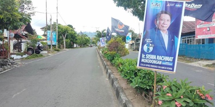 Warga Sorot Poster Caleg Incumbent dan Eks Pejabat, Bawaslu Kotamobagu Ditantang Ambil Langkah Tegas