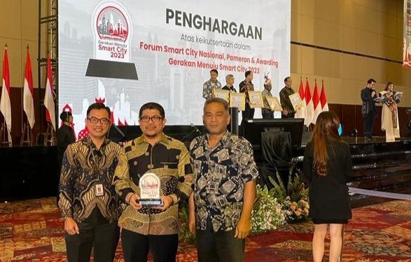 Masuk Kategori 10 Kota Terbaik, Kotamobagu Terima Penghargaan Program Gerakan Menuju Smart City 2023