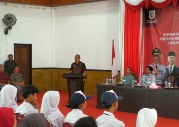 Mulai Di Salurkan, Asripan Nani: Jangan Pernah Tinggalkan Pendidikan