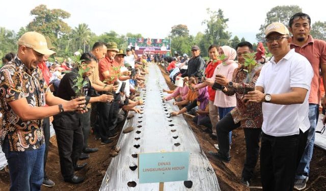 Canangkan Gerakan Tanam 10 Ribu Pohon Cabai, Ini Pesan Pj Walikota