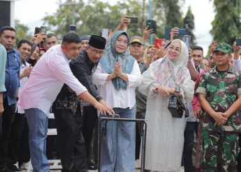 Bersama Pj Walikota, Ketua Meiddy Resmikan Alun-Alun LBH Sore Tadi