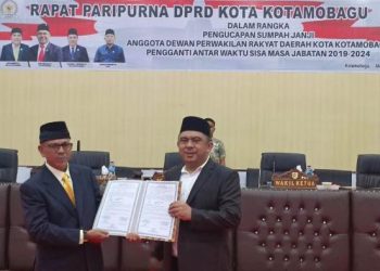 Pimpin Paripurna PAW Anggota Fraksi Hanura, Mekal Ajak Doakan Dua Aleg Terbaik Kotamobagu