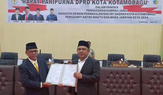 Pimpin Paripurna PAW Anggota Fraksi Hanura, Mekal Ajak Doakan Dua Aleg Terbaik Kotamobagu