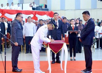 Gantikan Mokodompit, Gubernur Sulut Lantik dr Jusnan Mokoginta Jabat Bupati Bolmong