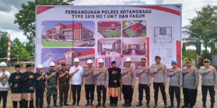 Sekkot Mokoginta Hadiri Peletakan Batu Pertama Mapolres Kotamobagu