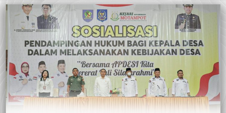 Buka Sosialisasi Pendampingan Hukum, Ini Pesan Pj Bupati Untuk Ratusan Kades