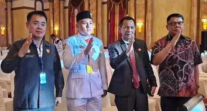 Siap Gelar Upacara HUT RI, Pj Bupati Bolmong Jemput Duplikat Bendera Pusaka