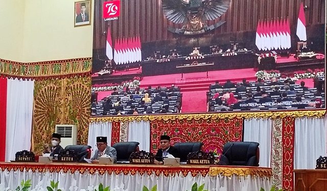 Pj Bupati Bolmong Dengarkan Pidato Kenegaraan Bersama DPRD Bolmong