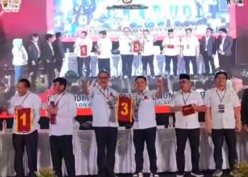 Metal Sesuai Nomor Urut 3, Limi-Welty Kompak Salam Pekik Merdeka