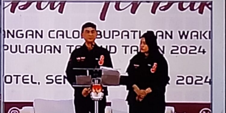 Pasangan WT-AGB Tampil Memukau di Debat Publik Perdana